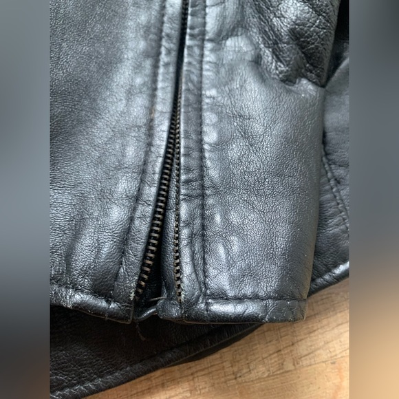 Vintage Leather Pullover Shirt/Jacket zipper side seams MOB ❣️Reasonable Offers💟 - Picture 15 of 16